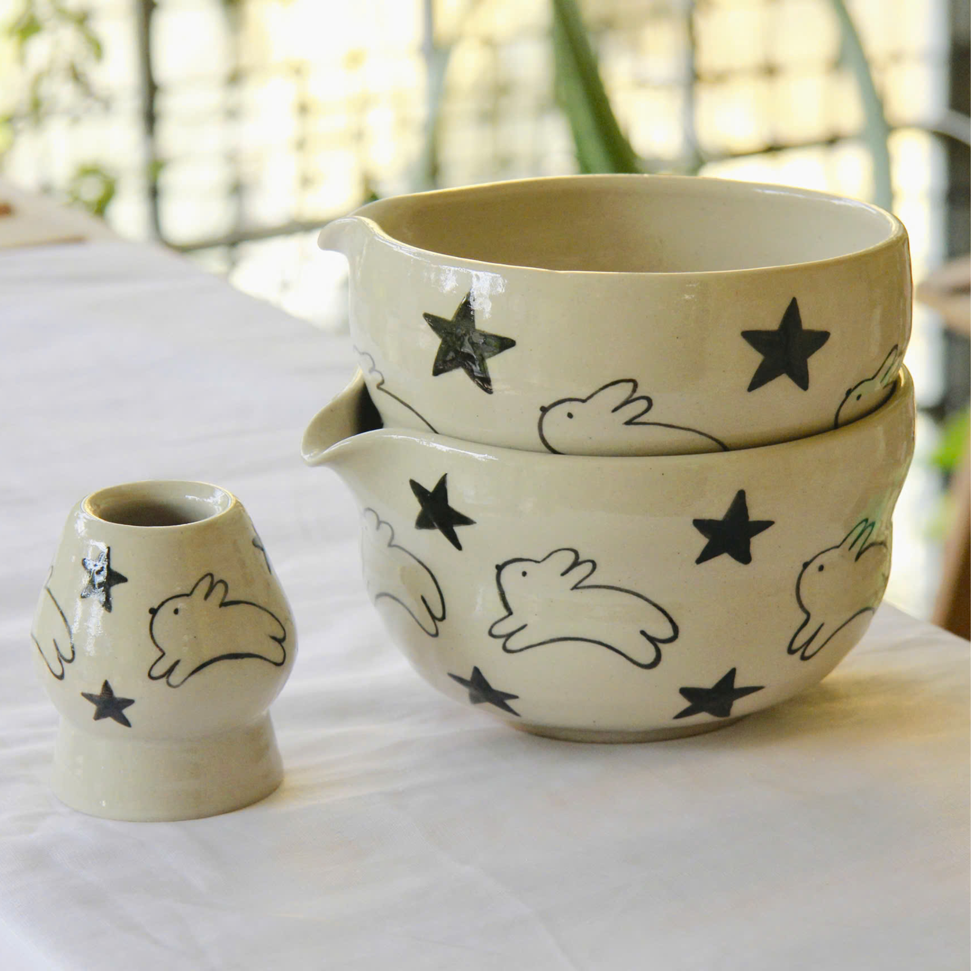 Minimalist Bunny Star Hand-Painted Ceramic Matcha Bowl and Whisk Holder Set • HX06