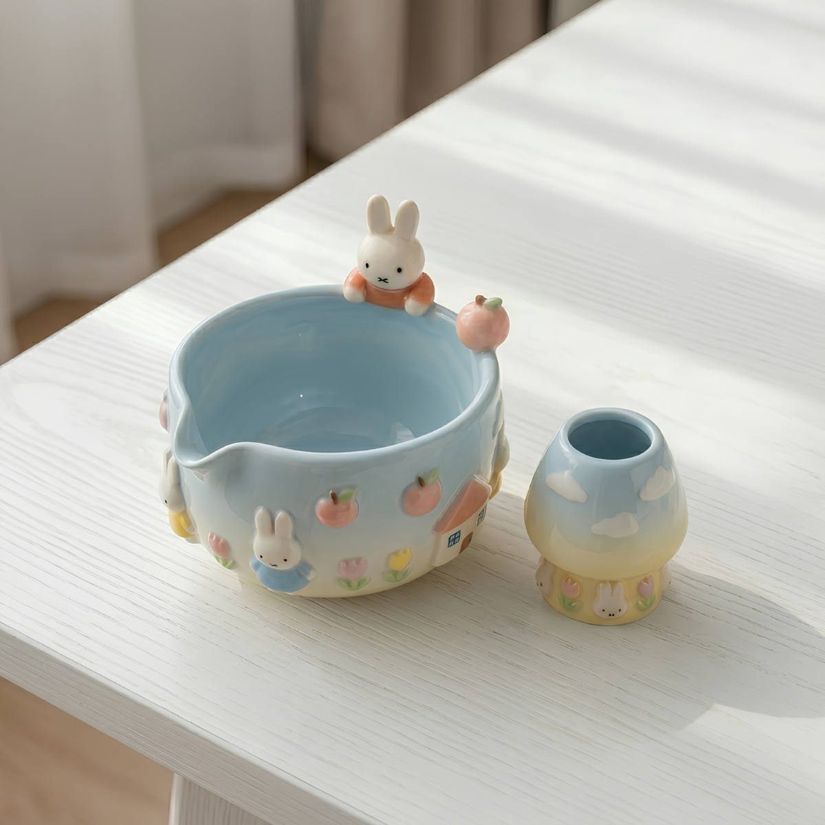 Ombre Cute Bunny Matcha Bowl | Handmade Ceramic Chawan | LA025